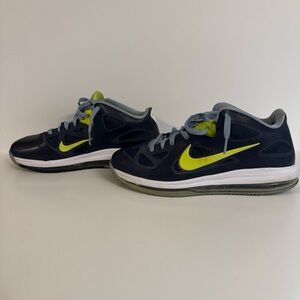 Nike LeBron Low 9 Sneakers